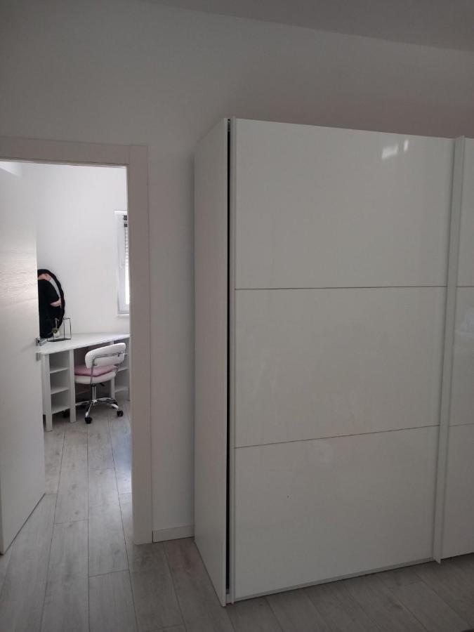Drenova Apartman Apartment Rijeka Exterior photo